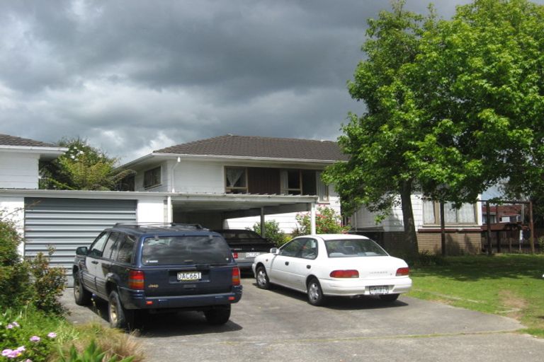 Photo of property in 1/1 Carter Place, Manurewa, Auckland, 2102