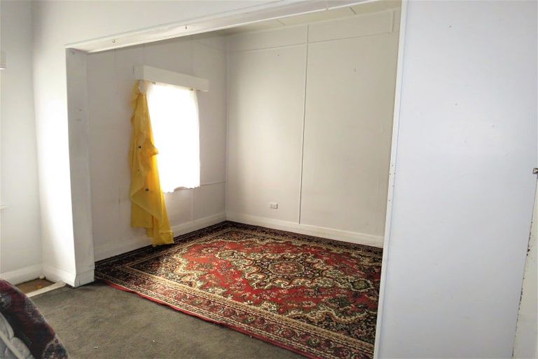 Photo of property in 31 Brougham Street, Westport, 7825