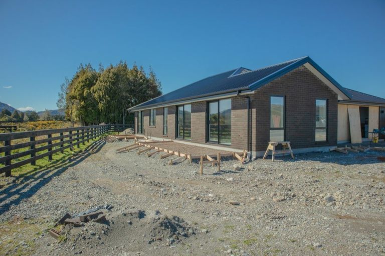 Photo of property in 10 Hinau Crescent, Kaiata, Greymouth, 7805