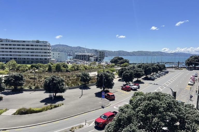 Photo of property in Fountain Court, 48u8 Oriental Parade, Oriental Bay, Wellington, 6011