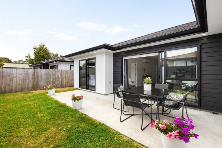 Photo of property in 5u2 Camden Place, Pukete, Hamilton, 3200