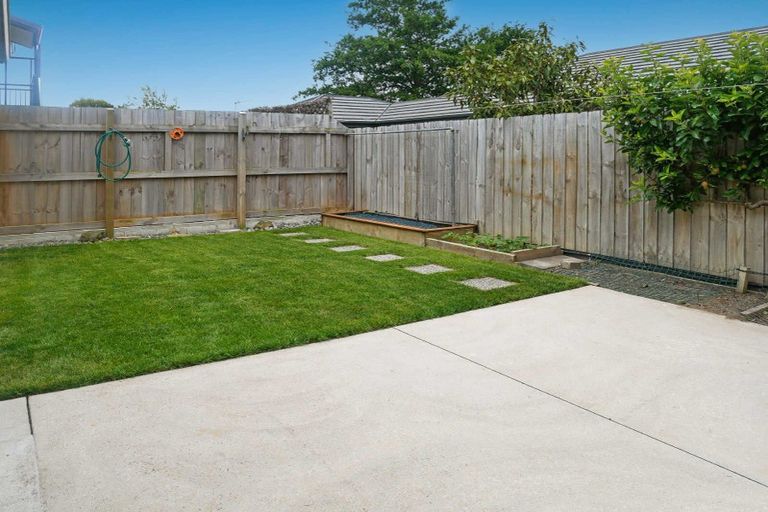 Photo of property in 2/50 Charles Street, Waltham, Christchurch, 8011