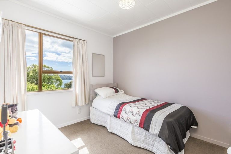Photo of property in 29 Melandra Road, Stanmore Bay, Whangaparaoa, 0932
