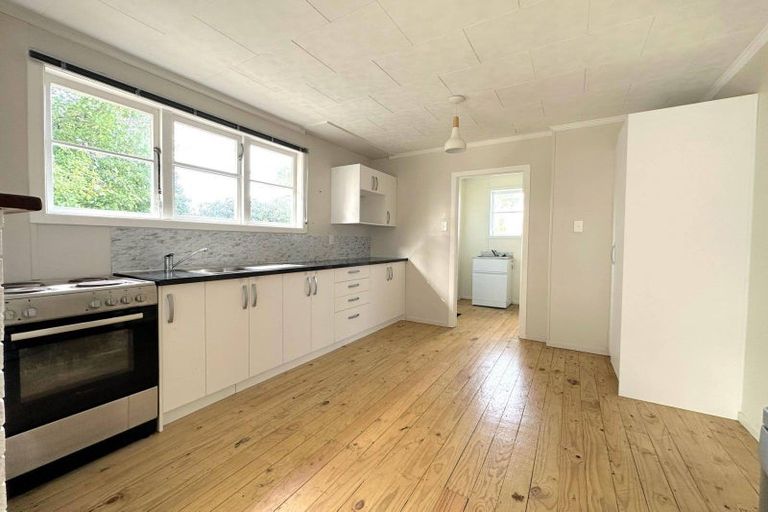 Photo of property in 19 Glendevon Place, Tokoroa, 3420