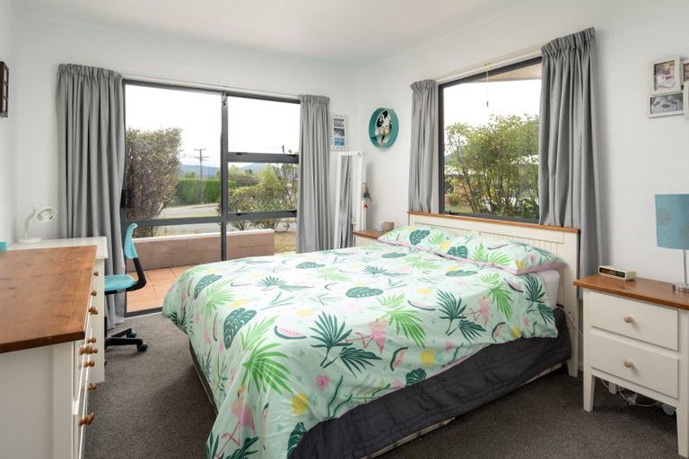 Photo of property in 68 Moana View Road, Waikawa, Picton, 7220