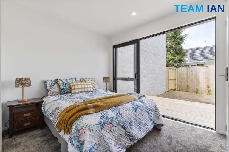 Photo of property in 3/68 Smythe Road, Henderson, Auckland, 0612