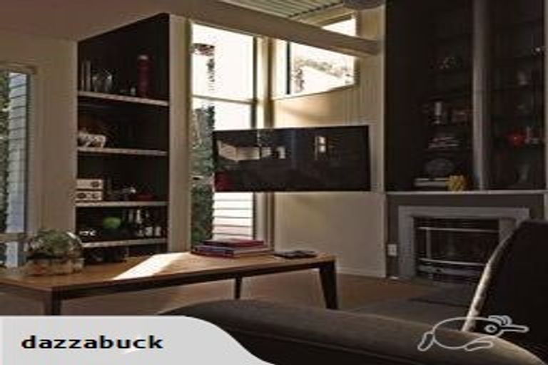 Photo of property in 6 Glentui Grove, Khandallah, Wellington, 6035