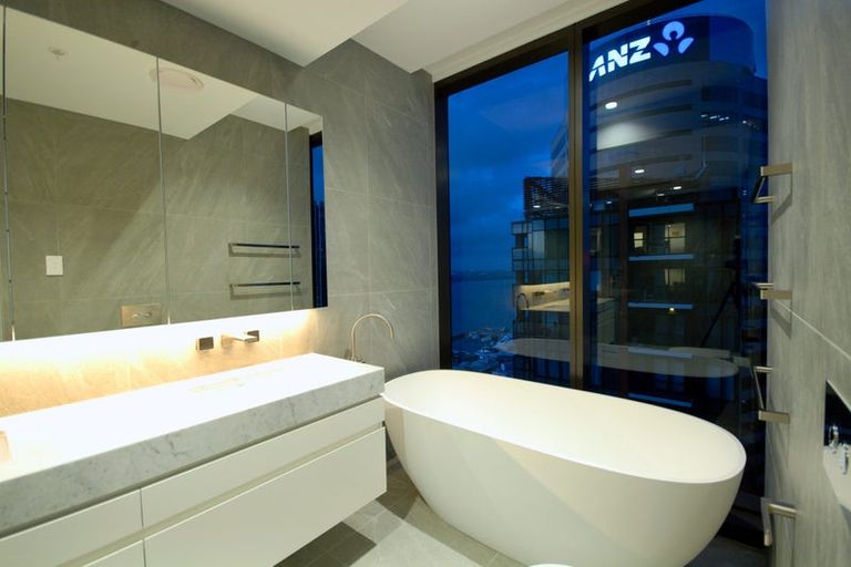Photo of property in 12 Eric Price Avenue, Takapuna, Auckland, 0620
