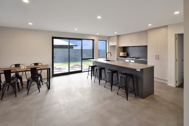 Photo of property in 9 Canal Place, Twizel, 7901