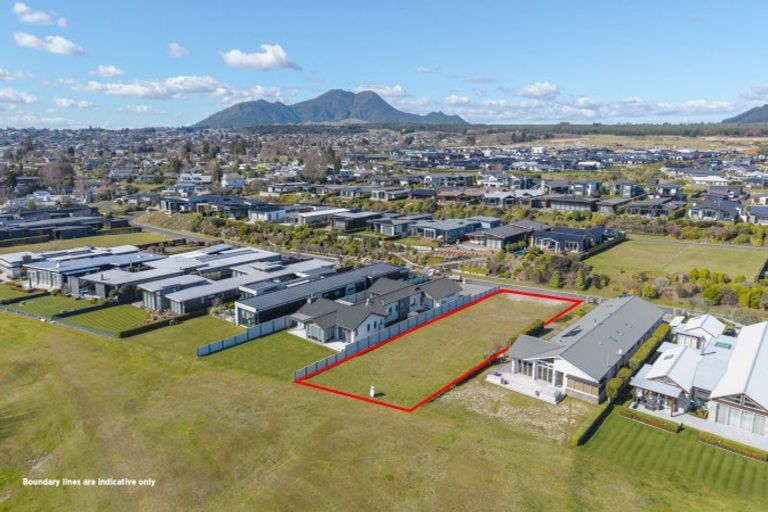 Photo of property in 30 Kuiwai Drive, Rainbow Point, Taupo, 3330