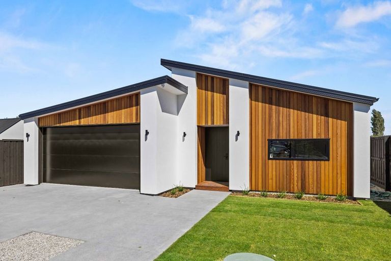 Photo of property in 61 Redbrook Road, Casebrook, Christchurch, 8051