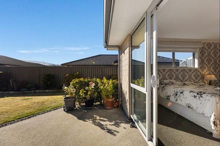 Photo of property in 8 Austral Place, Cromwell, 9310