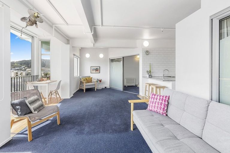 Photo of property in Qba Apartments, 3a/51 Webb Street, Mount Cook, Wellington, 6011