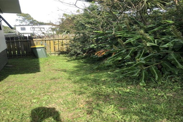 Photo of property in 29 Stottholm Road, Titirangi, Auckland, 0604