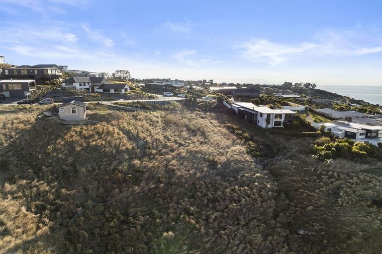 Photo of property in 1 Oxenhope Road, Richmond Hill, Christchurch, 8081