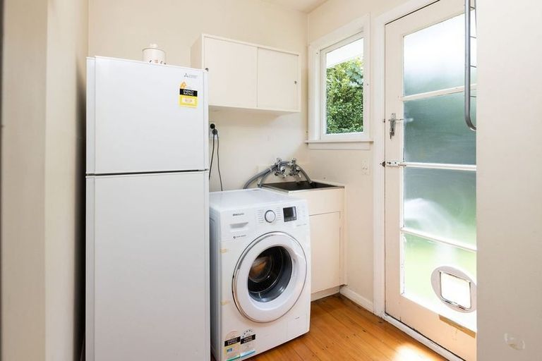 Photo of property in 4 Hudson Street, Bryndwr, Christchurch, 8053