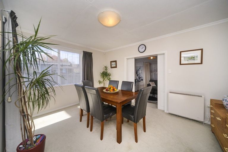 Photo of property in 114 Buick Crescent, Awapuni, Palmerston North, 4412