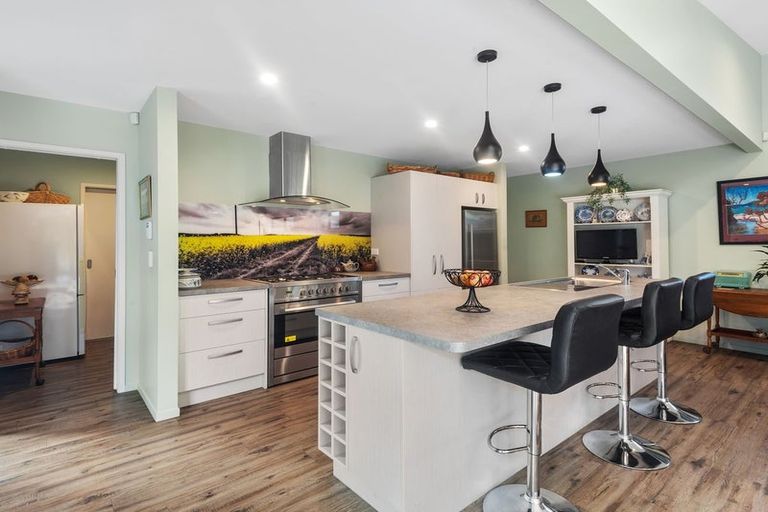 Photo of property in 24 Tawhai Place, Parahaki, Whangarei, 0112