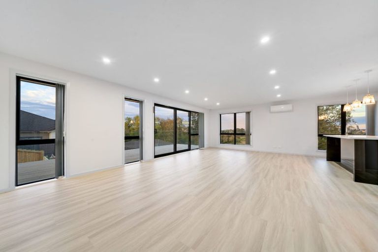 Photo of property in 14 Thomason Crescent, Pokeno, 2402