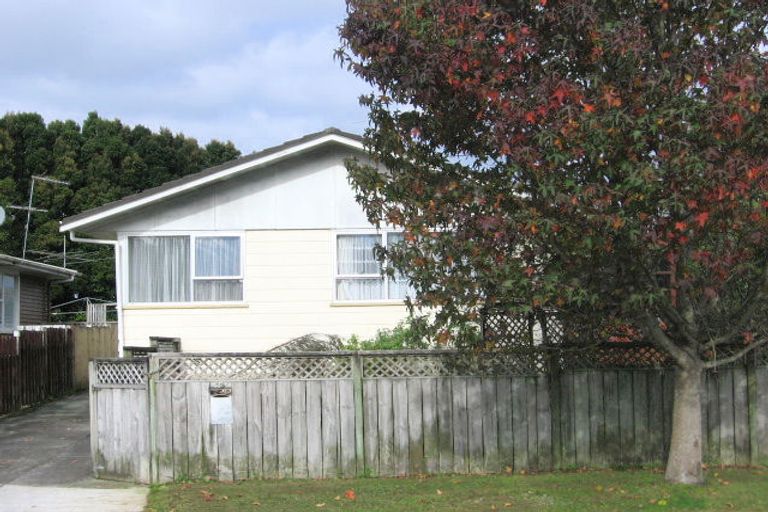 Photo of property in 59 Helena Street, Massey, Auckland, 0614