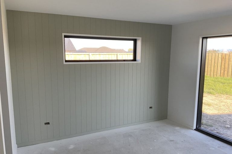 Photo of property in 15 Garden Road, Darfield, 7571