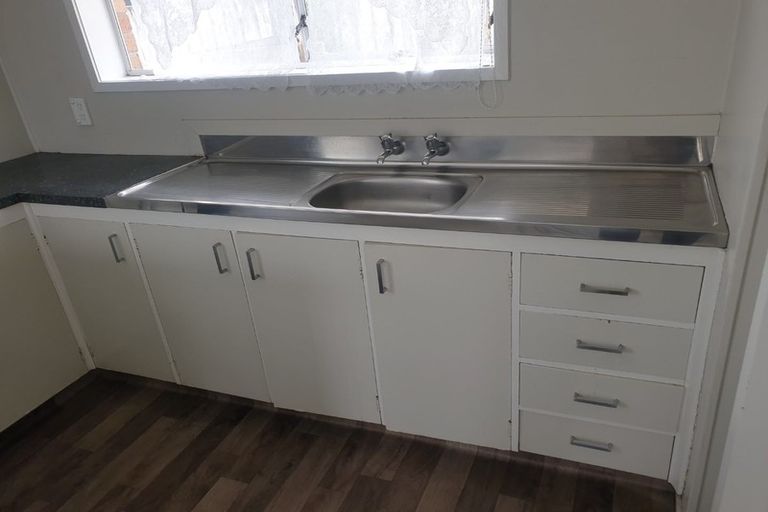 Photo of property in 38 Tennessee Avenue, Mangere East, Auckland, 2024