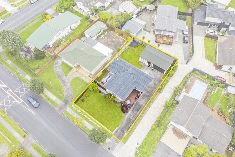 Photo of property in 83 Walworth Avenue, Pakuranga Heights, Auckland, 2010