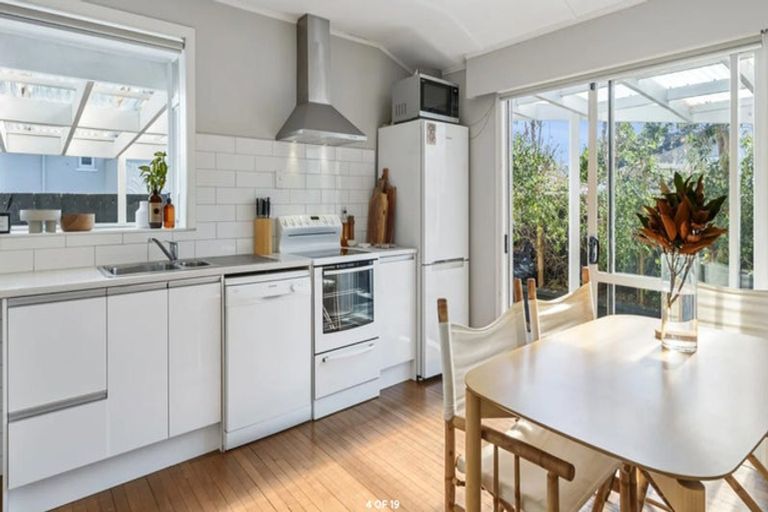 Photo of property in 9 Macville Road, Mount Maunganui, 3116
