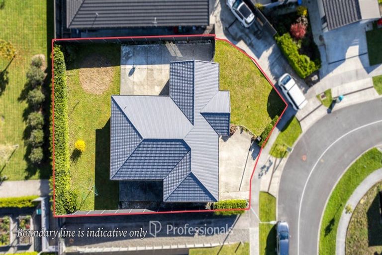 Photo of property in 32 Filmer Crescent, Wallaceville, Upper Hutt, 5018