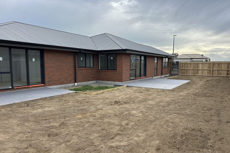 Photo of property in 72 Turuturu Road, Hawera, 4674