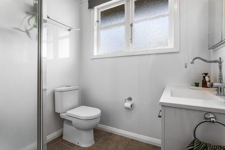 Photo of property in 15 Matai Street, Edgecumbe, 3120