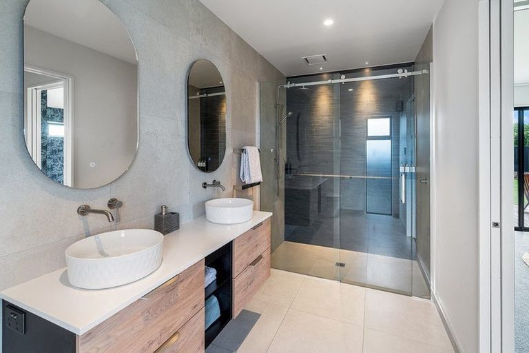 Photo of property in 19 Frank Ernest Crescent, Prebbleton, 7676