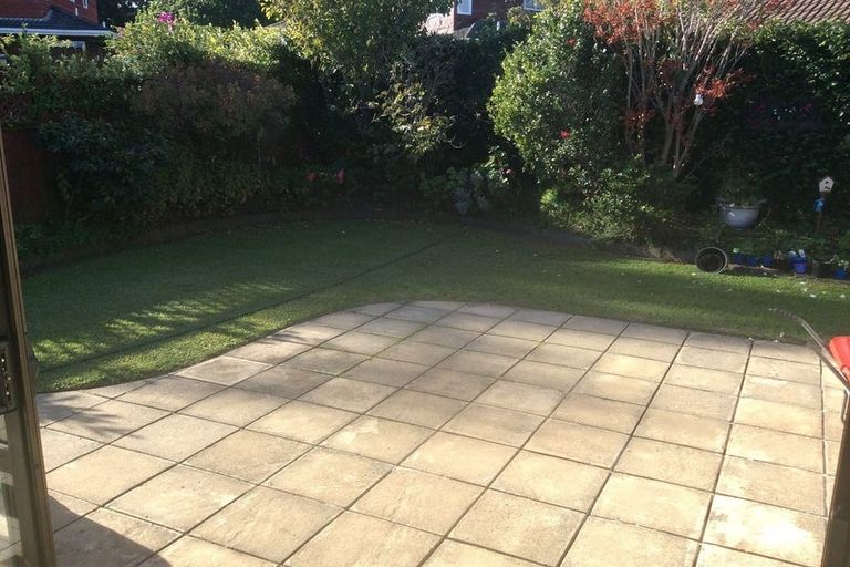 Photo of property in 53 Golfland Drive, Golflands, Auckland, 2013