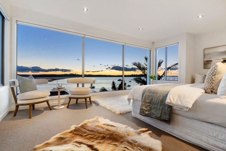 Photo of property in 5a Bucklands Beach Road, Bucklands Beach, Auckland, 2012