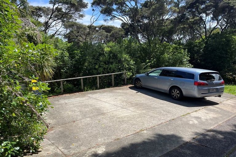 Photo of property in 3/27 Stanley Road, Glenfield, Auckland, 0629