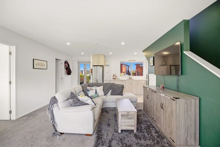 Photo of property in 4/5 Matata Place, Dallington, Christchurch, 8061