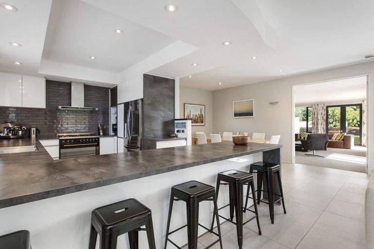 Photo of property in 3 Lewisham Park, St Albans, Christchurch, 8052