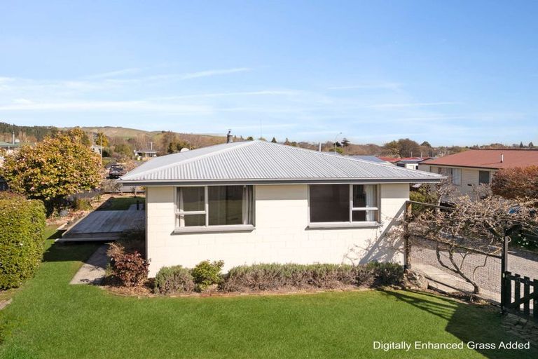Photo of property in 20 Walker Street, East Gore, Gore, 9710