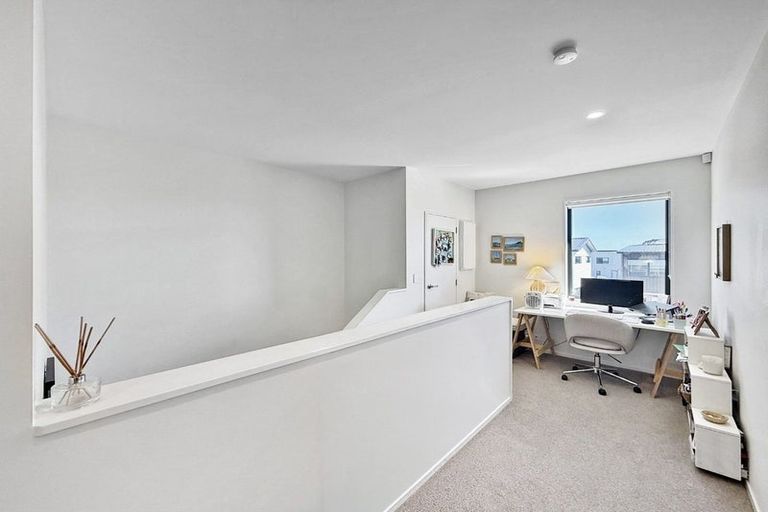Photo of property in 5 Tana Way, Manurewa, Auckland, 2102