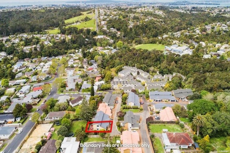 Photo of property in 5/55 Verbena Road, Birkdale, Auckland, 0626