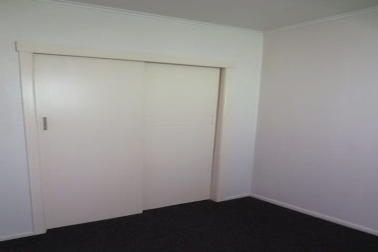 Photo of property in 132u2 Curtis Street, Northland, Wellington, 6012
