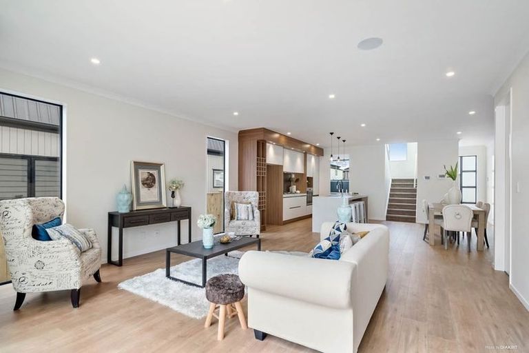 Photo of property in 7 Roa Avenue, Hobsonville, Auckland, 0616