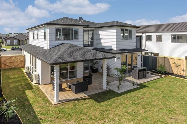 Photo of property in 293 Harbourside Drive, Karaka, Papakura, 2113