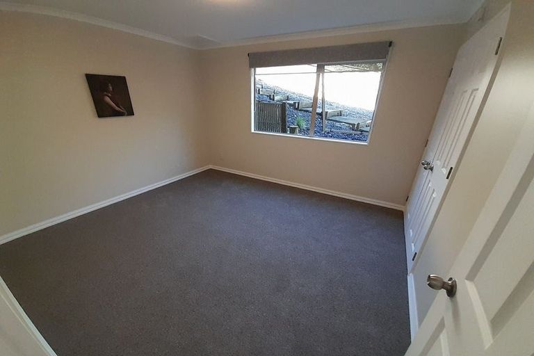 Photo of property in 10 Summerfield Lane, Albany, Auckland, 0632