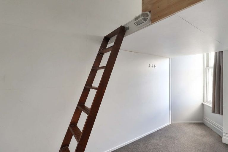 Photo of property in 104 Wallace Street, Mount Cook, Wellington, 6021