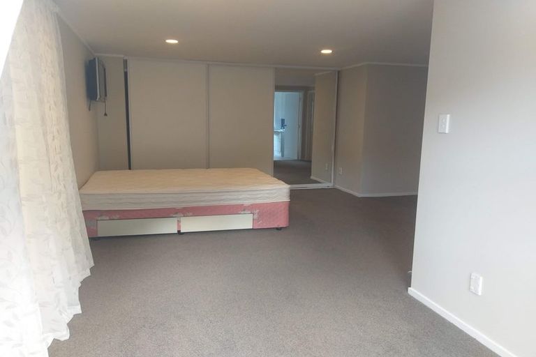 Photo of property in 25 Beulah Avenue, Rothesay Bay, Auckland, 0630