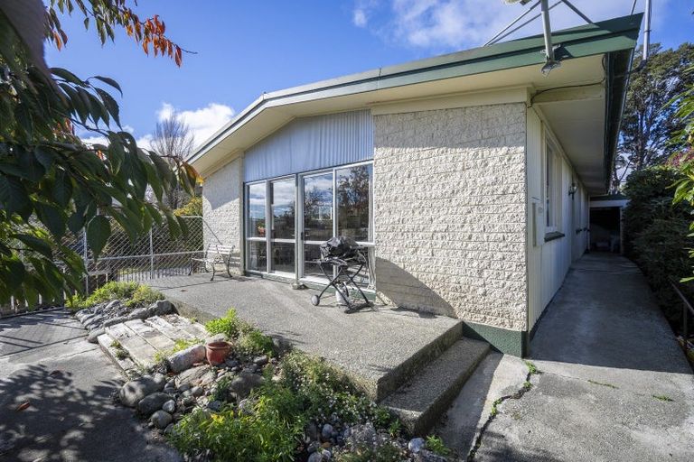 Photo of property in 73 Mackinnon Loop, Te Anau, 9600
