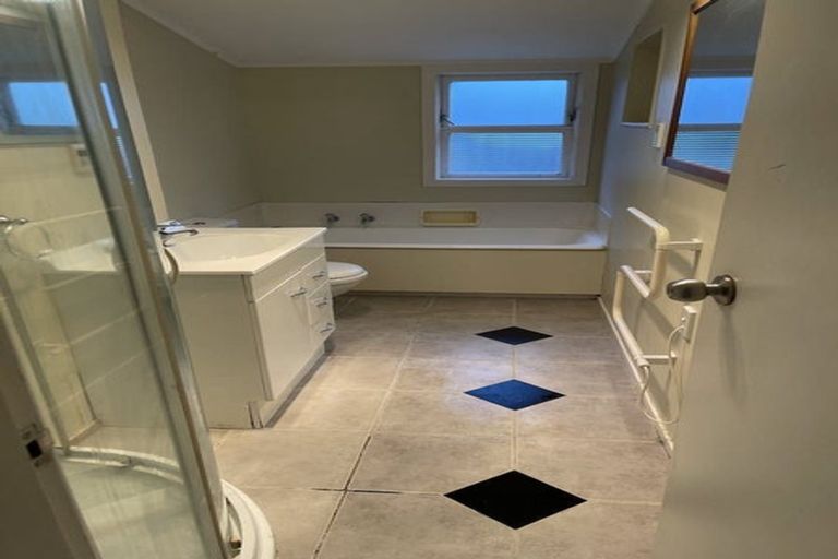 Photo of property in 427 Ohiro Road, Brooklyn, Wellington, 6021