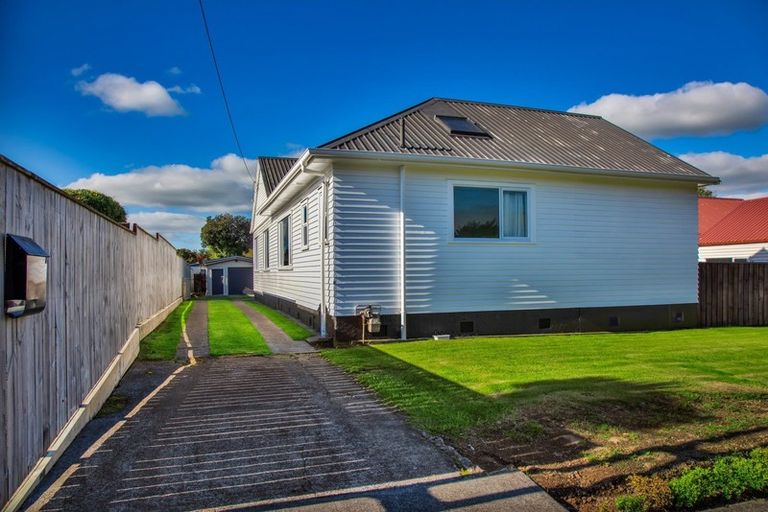 Photo of property in 38 Pembroke Road, Stratford, 4332