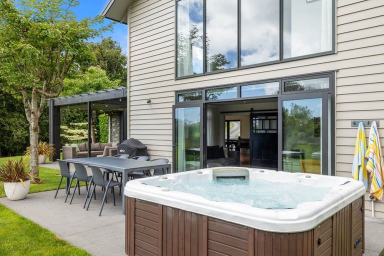 Photo of property in 224a Junction Road, Mangorei, New Plymouth, 4371